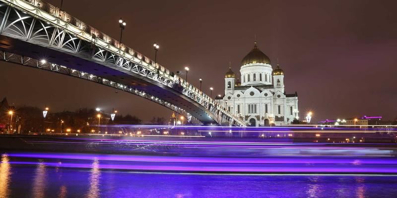 齐尔克赞克重型机械：高精度运动控制设备如何赋能半导体与面板行业